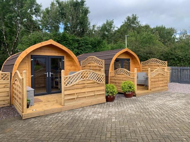 Conifer Cabins Fort William Esterno foto